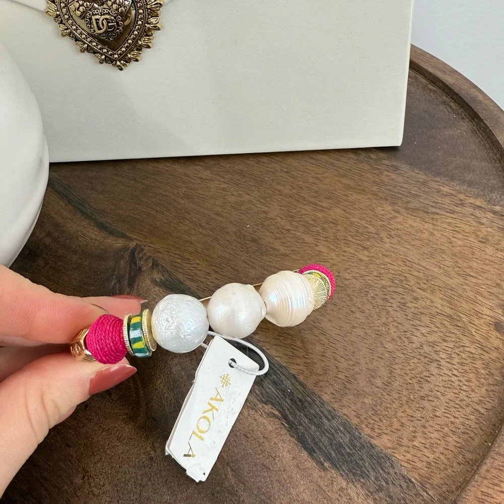 Akola Baroque Pearl Bangle - Picture 5 of 10